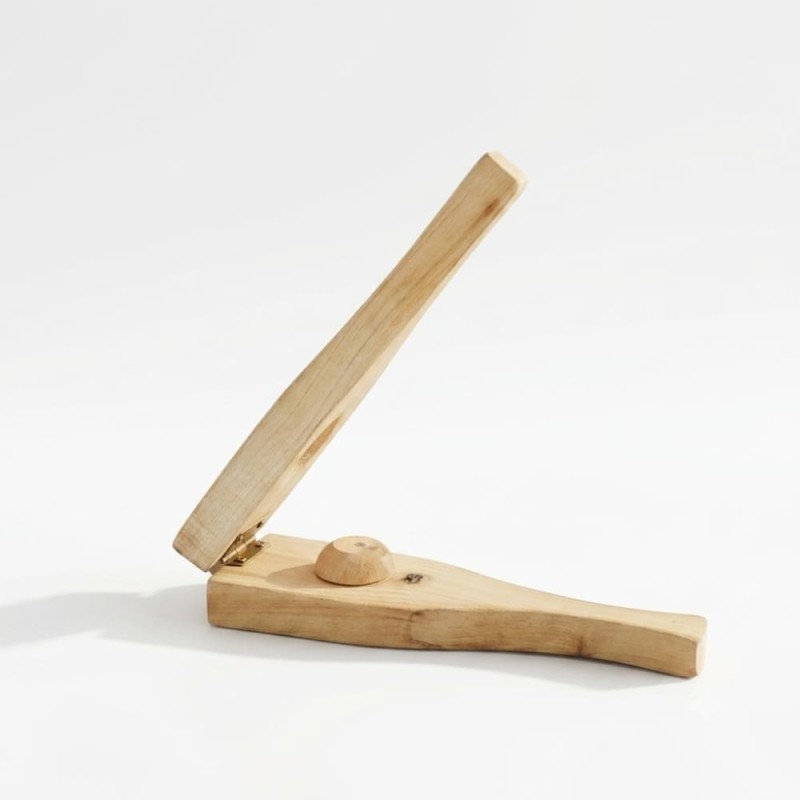 Wooden Lemon Squeezer Manual Juicer for Home Kitchen